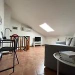 Daire 105 - Su Due Livelli In Zona Tranquilla