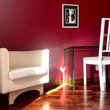 105 - Su Due Livelli In Zona Tranquilla