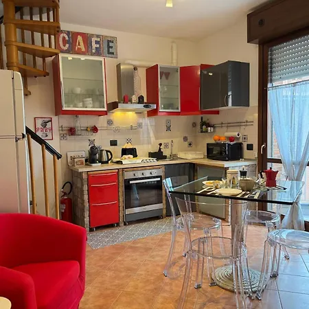 Διαμέρισμα 105 - Su Due Livelli In Zona Tranquilla Soliera