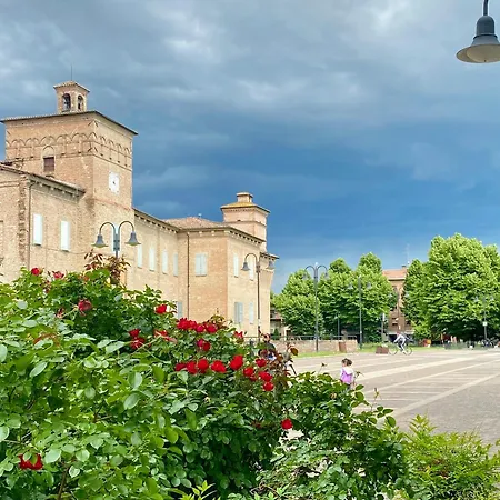 105 - Su Due Livelli In Zona Tranquilla Apartament Soliera