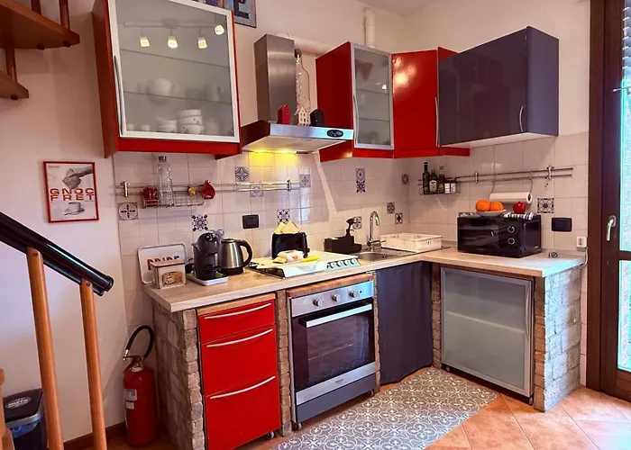 105 - Su Due Livelli In Zona Tranquilla Διαμέρισμα *